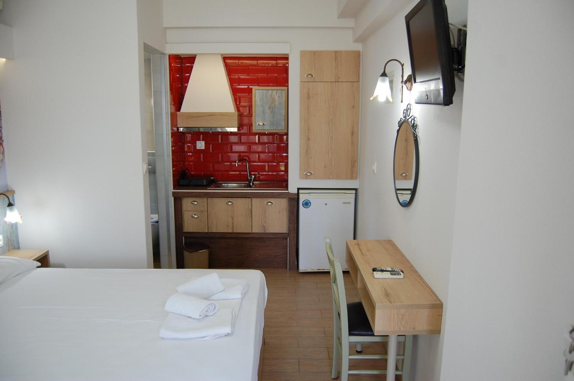 Melachrini Apartments Vrasná Exteriör bild